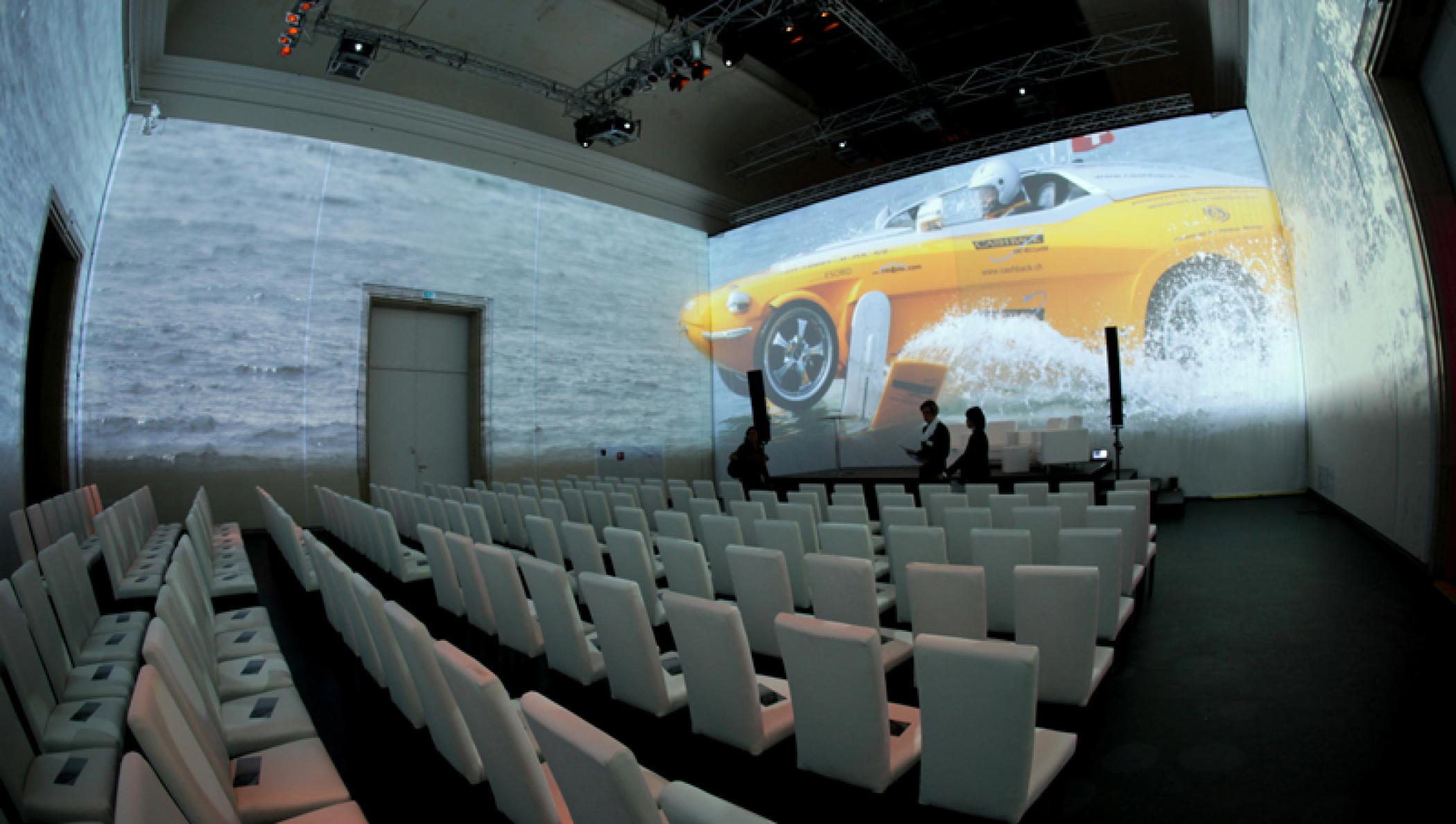 如何解決線上參會和現(xiàn)場互動(dòng)難題