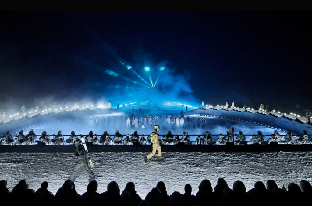 在阿爾卑斯山的機(jī)場雪中走秀是種什么體驗(yàn)